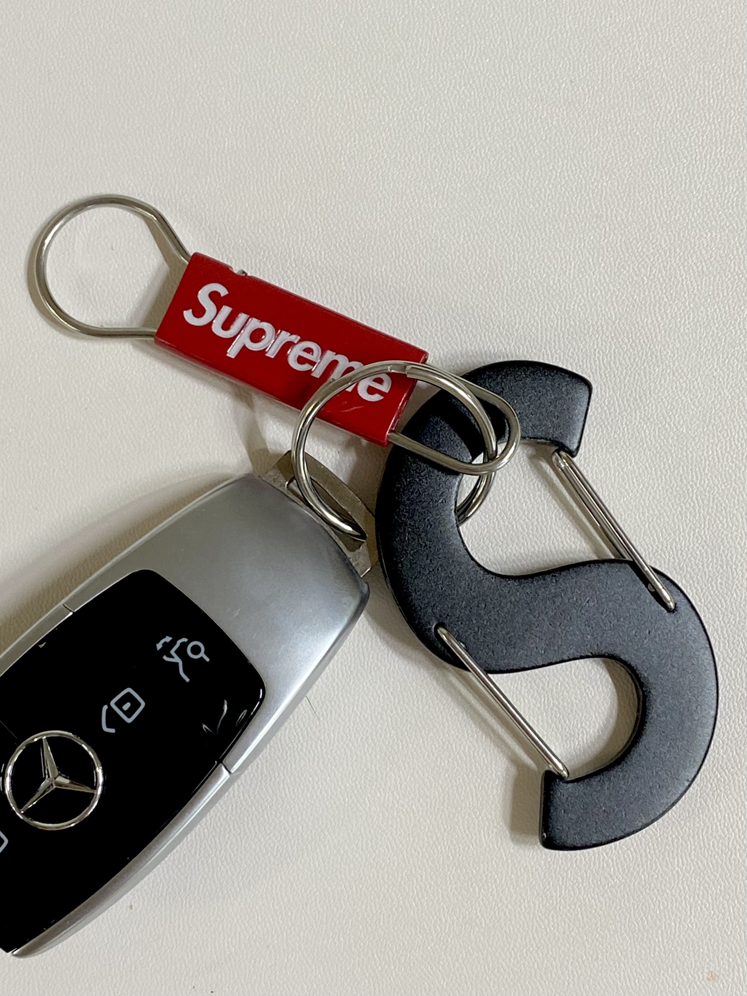 Supreme Clip Keychain-