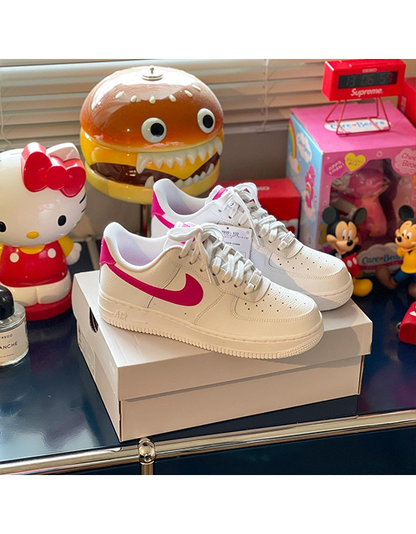 NIKE WMN AIR FORCE 1 LOW ’07 WHITE PINK