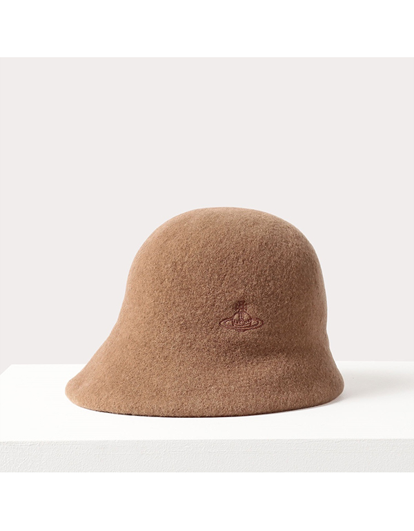 VIVIENNE WESTWOOD EMBROIDERY BUCKET HAT