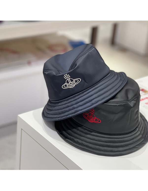 VIVIENNE WESTWOOD LOGO BUCKET HAT