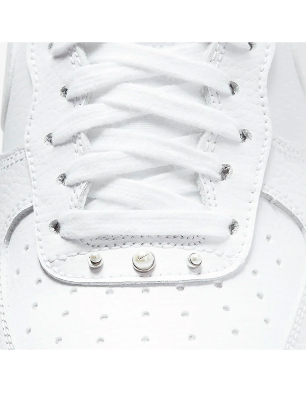 NIKE WMNS AIR FORCE 1 ’07 SE PEARL WHITE