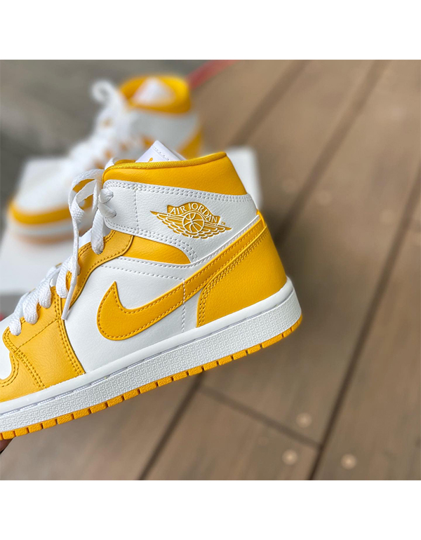 NIKE WMNS AIR JORDAN 1 MID LEMON