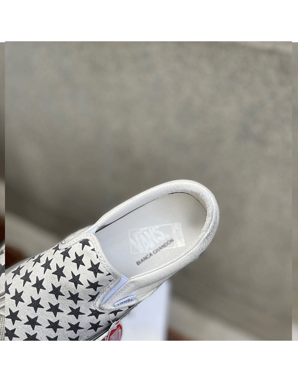 VANS CLASSIC SLIP-ON VLT LX STRESSED WHITE